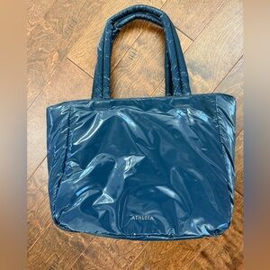 Athleta All About Tote bag. High Shine Cypress color.